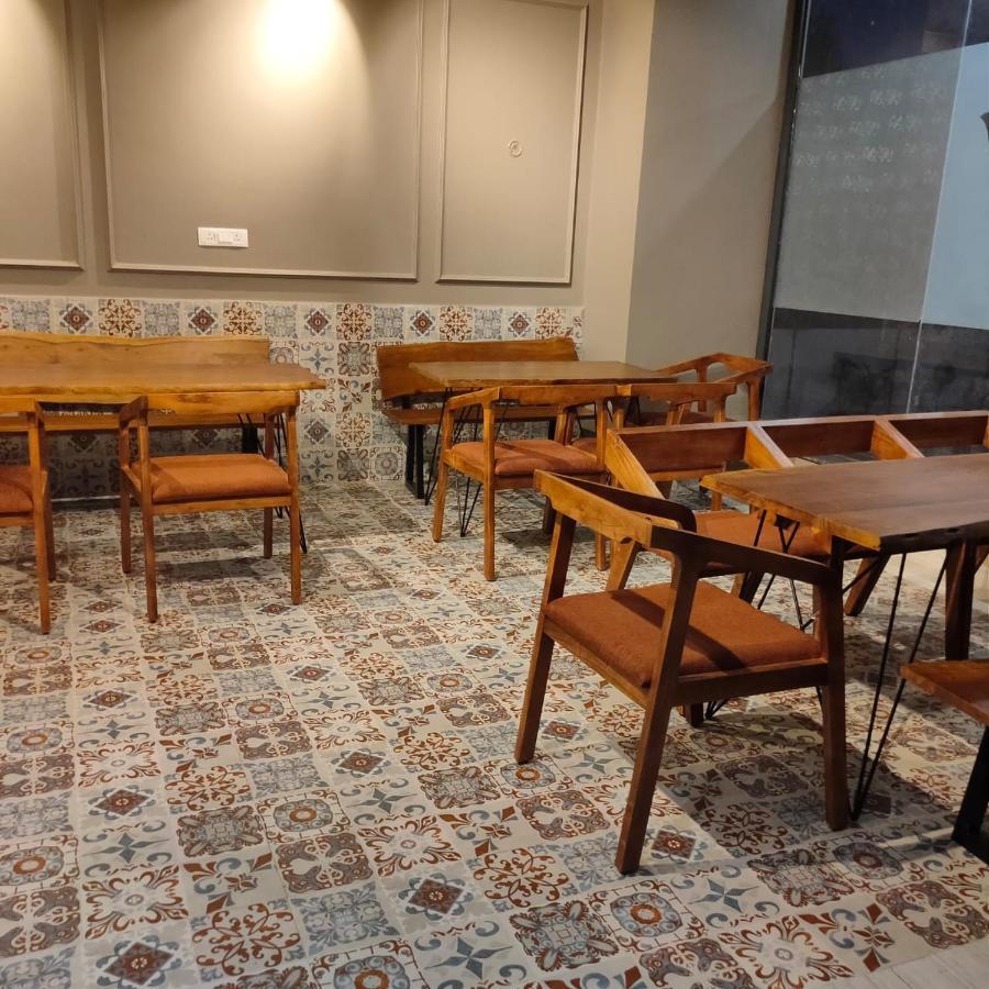 Hotel The Golf 1 Lucknow Extérieur photo