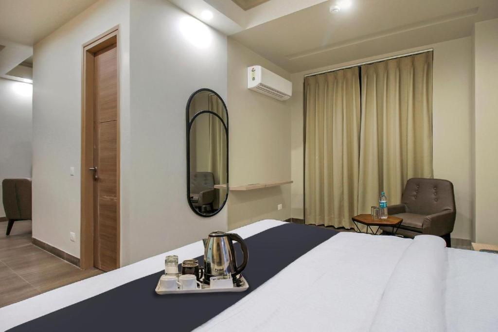 Hotel The Golf 1 Lucknow Extérieur photo