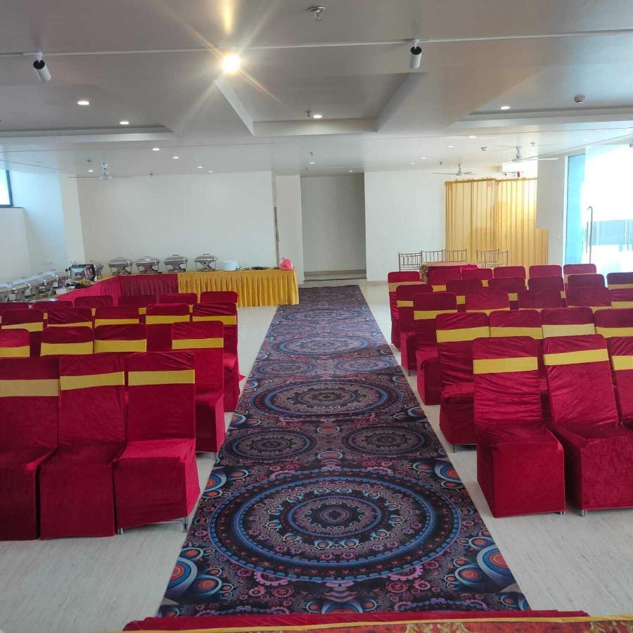 Hotel The Golf 1 Lucknow Extérieur photo